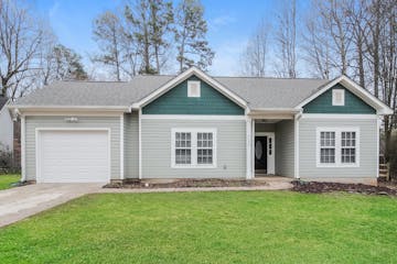 8304 HIGHLANDER CT CHARLOTTE, NC 28269